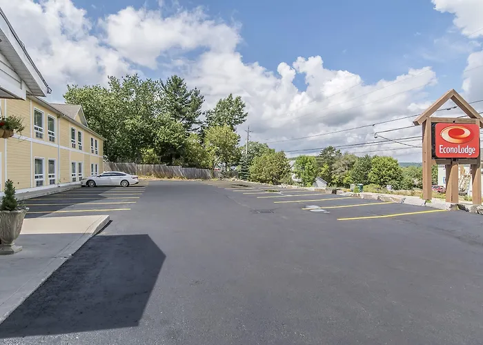 Econo Lodge Huntsville - Hunters Bay