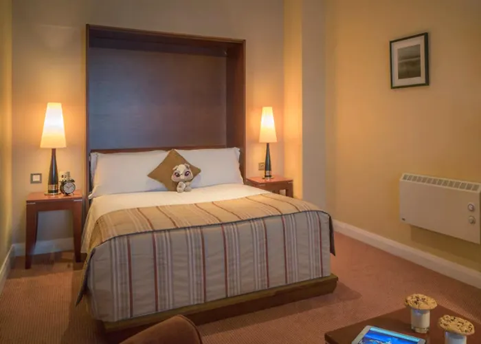 Shearwater Hotel & Spa