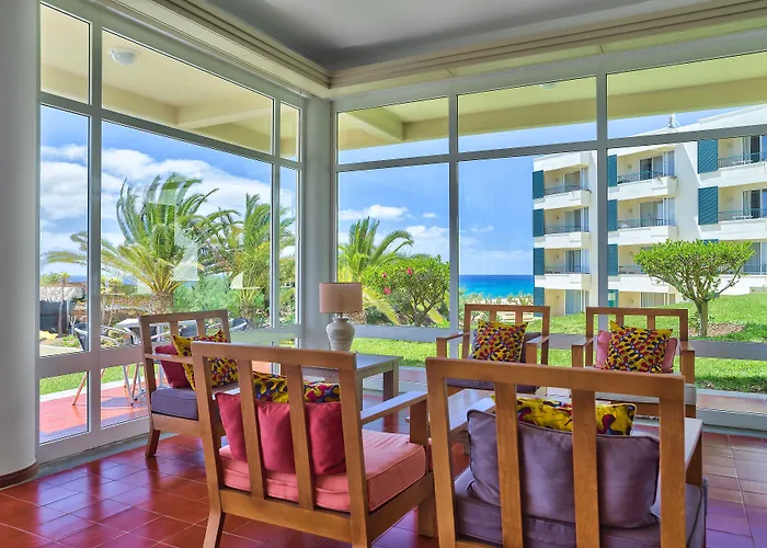 Vila Baleira Suites