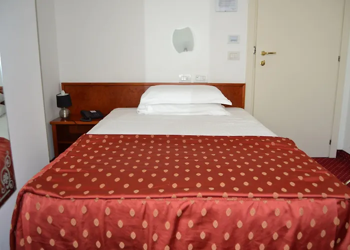 Hotel Joli