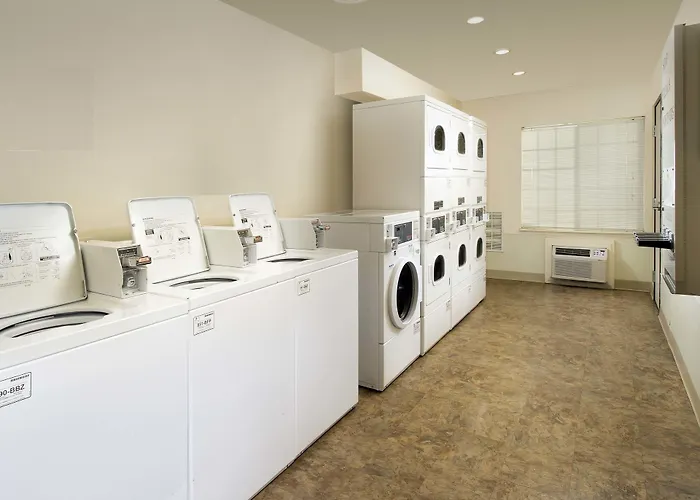 Woodspring Suites Louisville Southeast