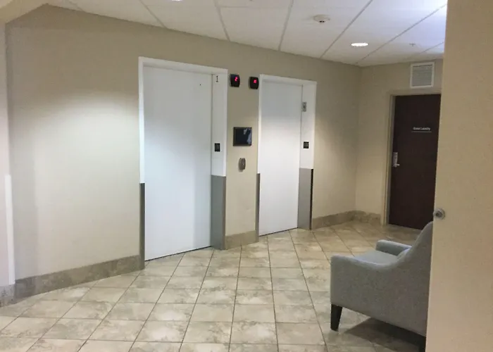 Ramada By Wyndham Pincher Creek