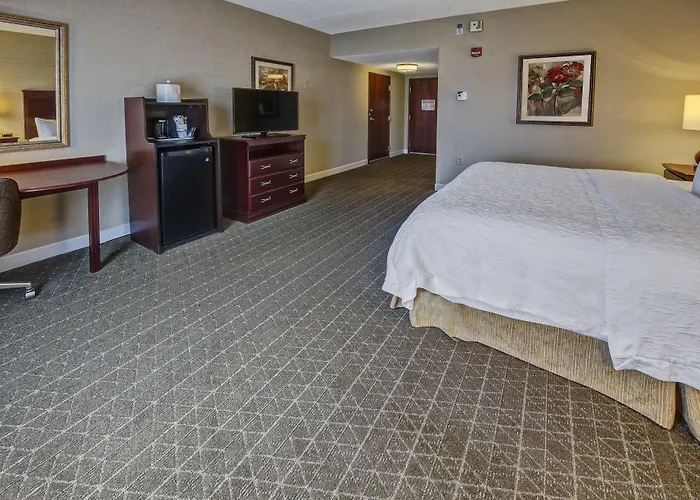 Hampton Inn & Suites Toledo-Perrysburg