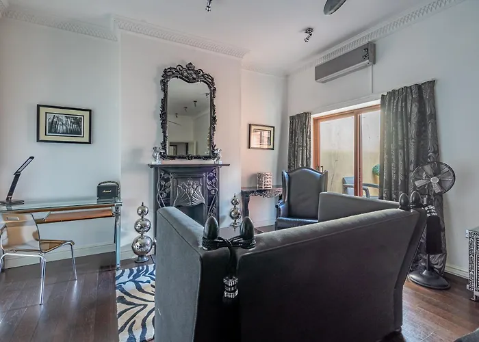 Strozzi Palace Suites By Mansley