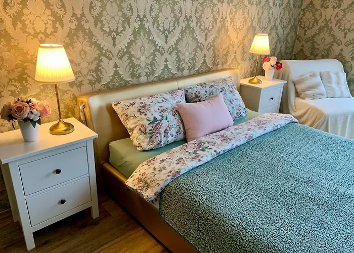 Romanceart Apartments