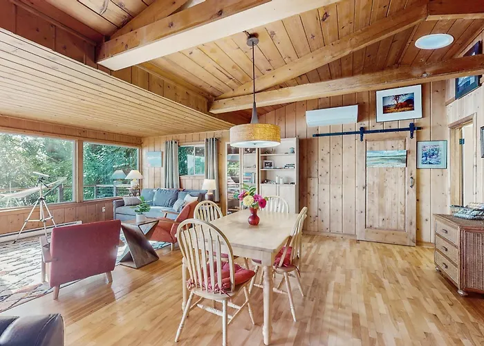 Hale Passage Beach House