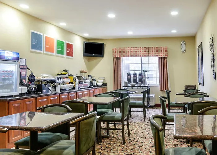 Super 8 By Wyndham Great Bend
