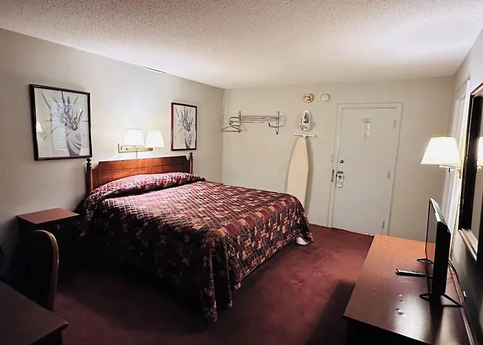 Pamola Motor Lodge