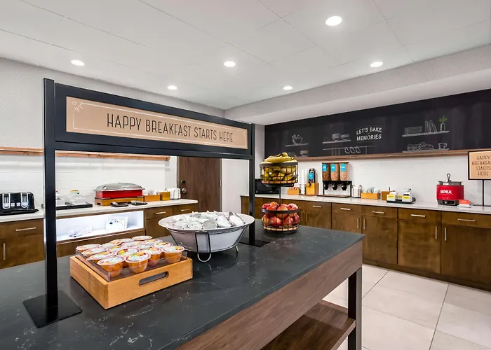 Hampton Inn & Suites Muncie
