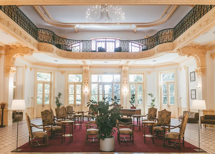 Terres de France - Appart'Hotel le Splendid