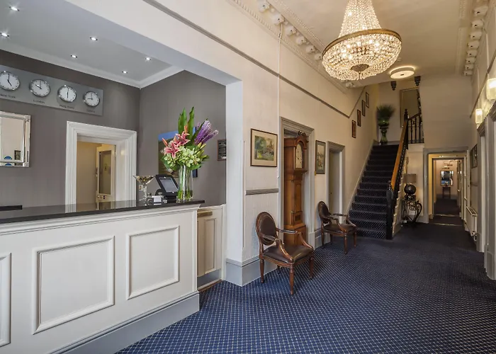 Oyo Devonshire Park Hotel