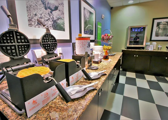 Hampton Inn & Suites Flowery Branch