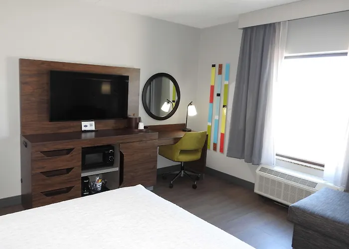 Hampton Inn & Suites Flowery Branch
