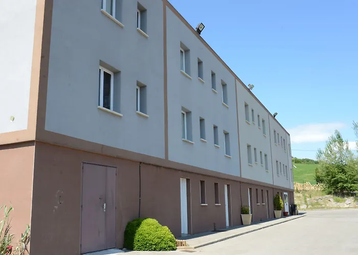 Cit'Hotel Restaurant Du Bowling De Millau