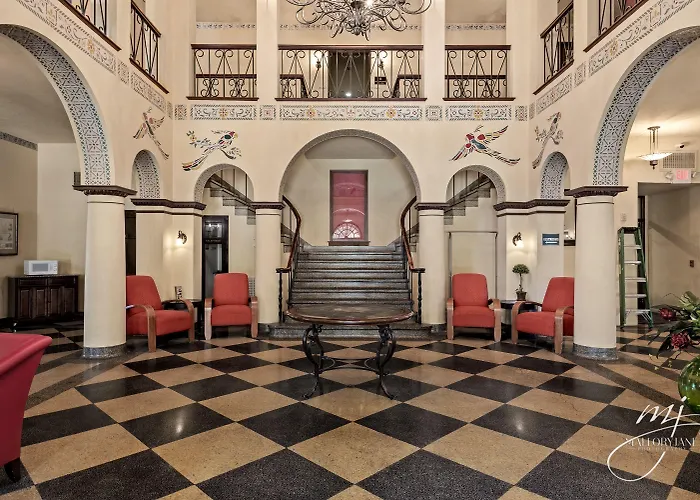 Hotel Seville