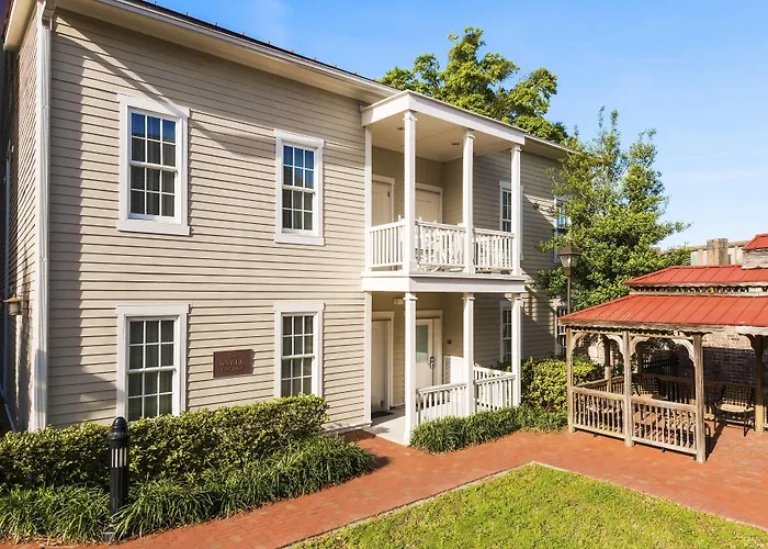 Residence Inn Savannah Downtown Historic District