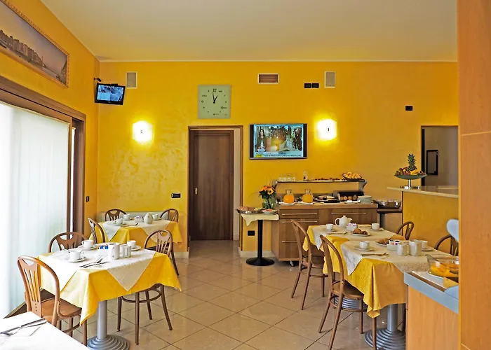 Hotel Cris
