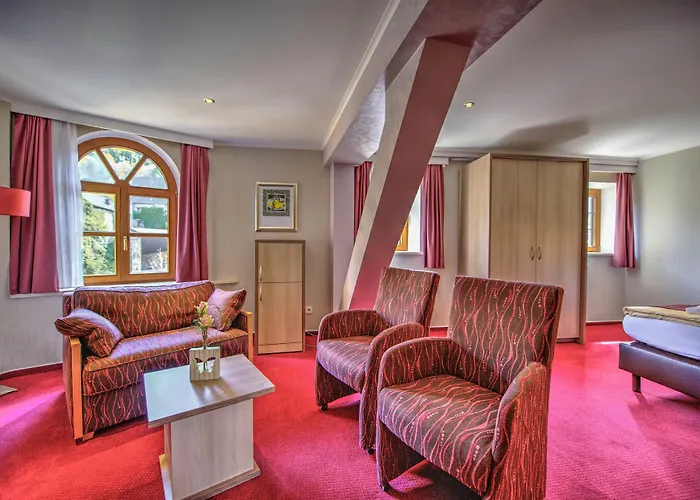 Hotel Du Commerce - Restaurant La Table De Clervaux