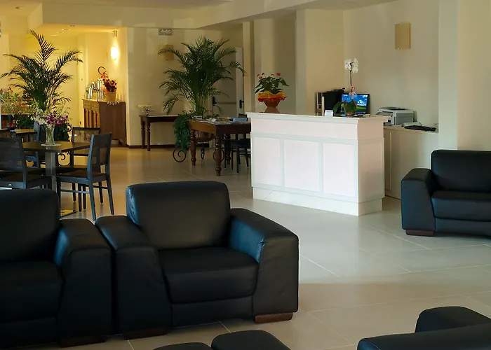 International Hotel