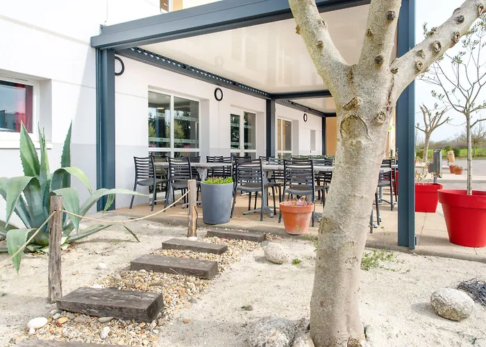 B&B Hotel Cholet Nord