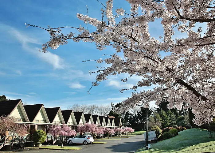Ascot Park Hotel
