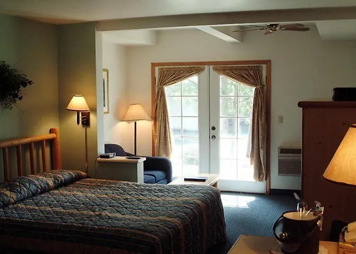 Edgewater Inn Shady Cove