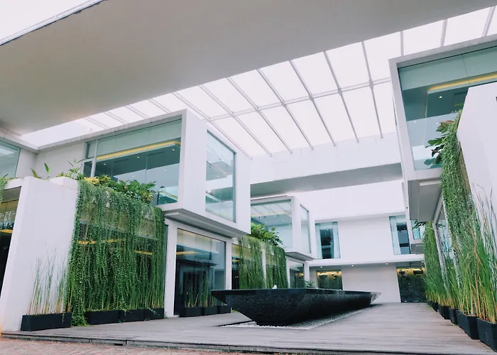 Fm7 Resort Hotel - Jakarta Airport