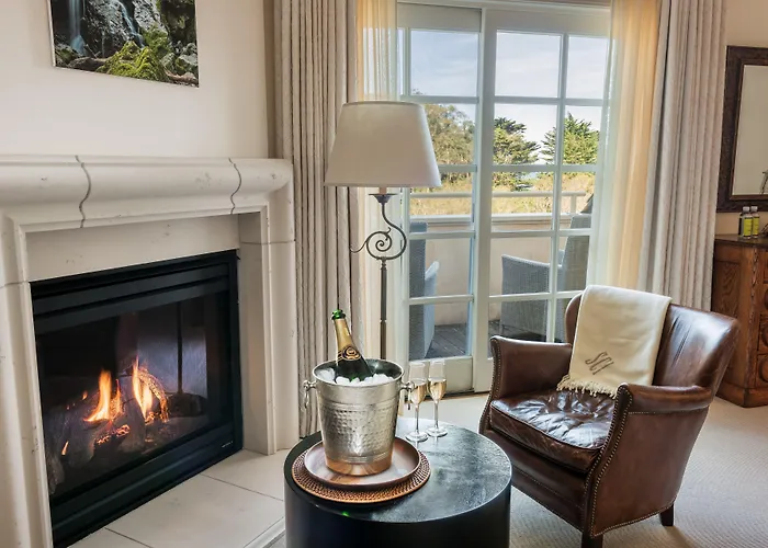 Seal Cove Inn