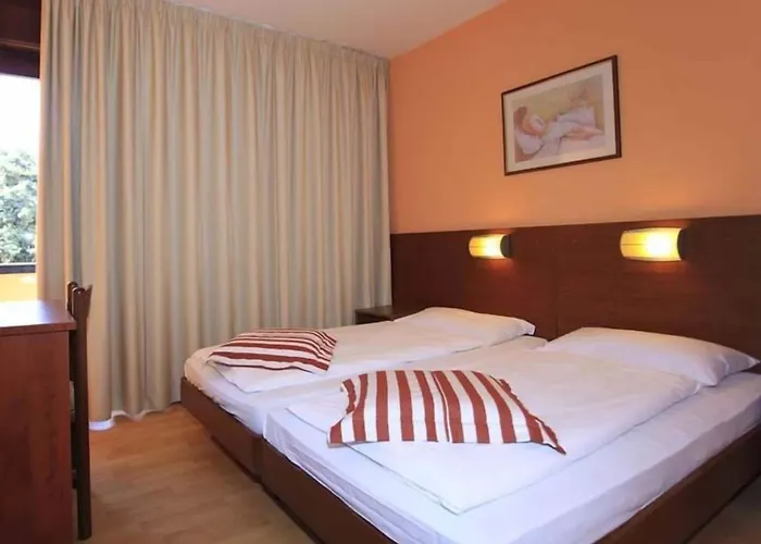 Hotel Donat