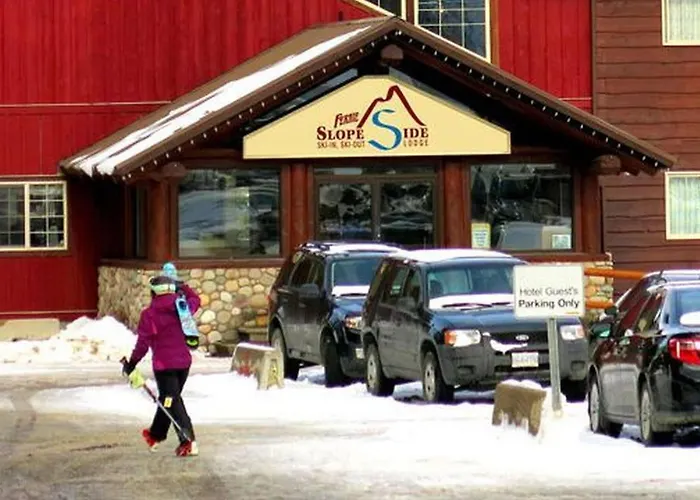 Fernie Slopeside Lodge