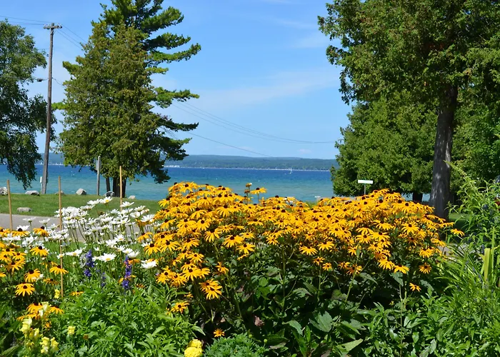 Stafford'S Bay View Inn