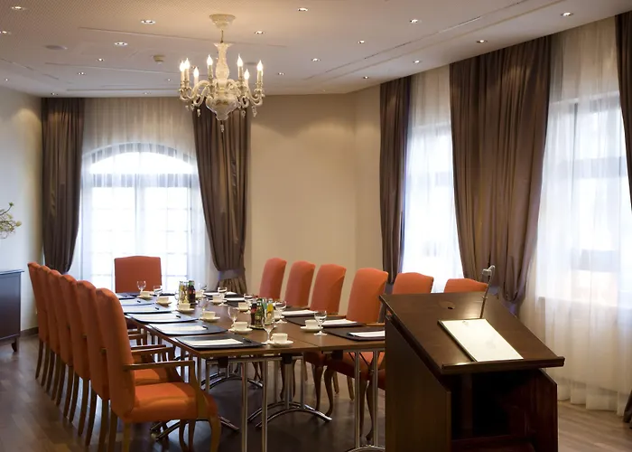 Relais & Chateaux Buelow Palais