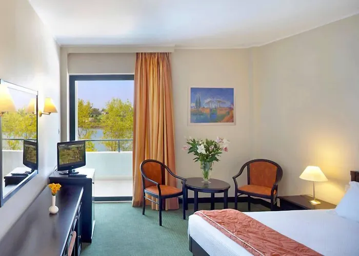 Margarona Royal Hotel