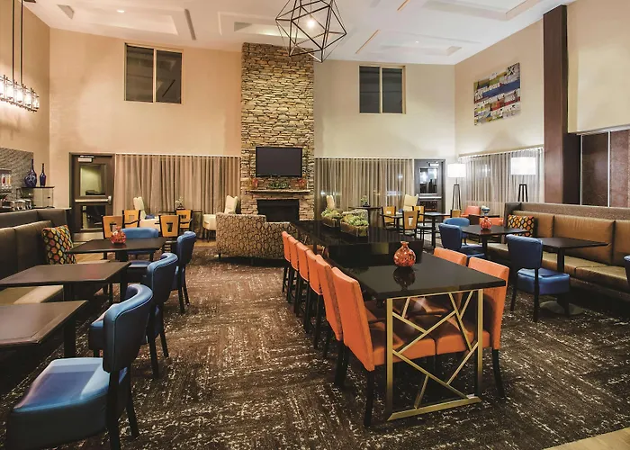 La Quinta By Wyndham Ely