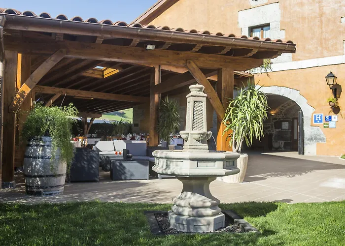 Hotel Larranaga