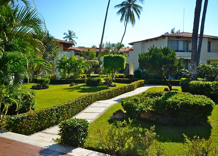 Cabo Blanco Hotel And Marina