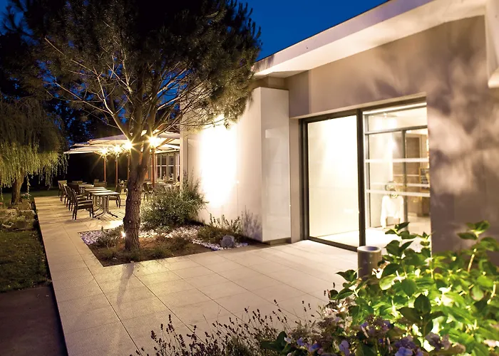 Hotel Kyriad Nantes Sud Bouaye Aeroport - Restaurant Les Champs D'Avaux
