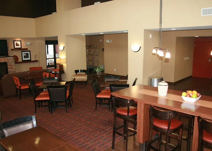 Hampton Inn & Suites Aberdeen