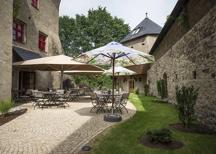 Tauroa Schloss Gabelhofen
