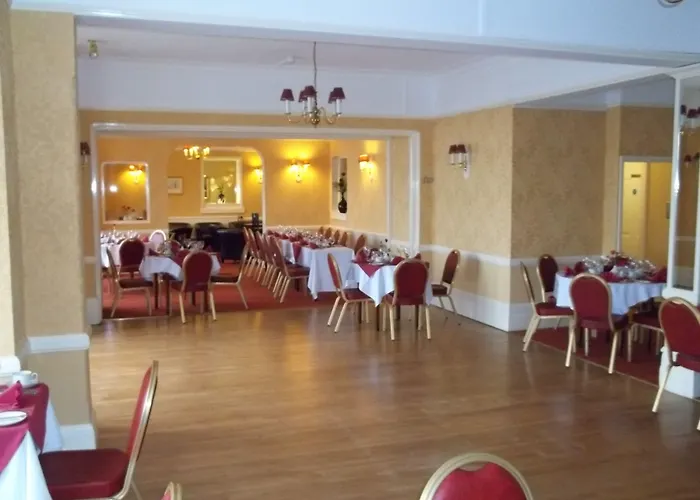 Palm Court Hotel