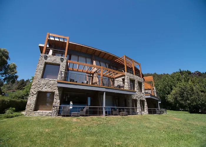 Rochester Bariloche Suites & Spa