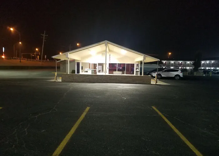 Nendels Inn & Suites Dodge City Airport