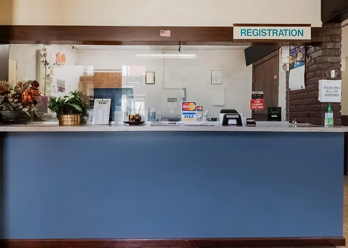 Oyo Hotel Morton East Peoria I-74