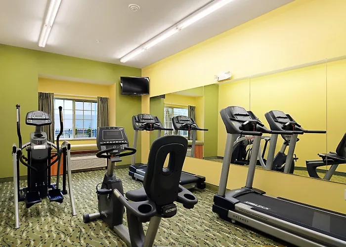 Microtel Inn And Suites By Wyndham