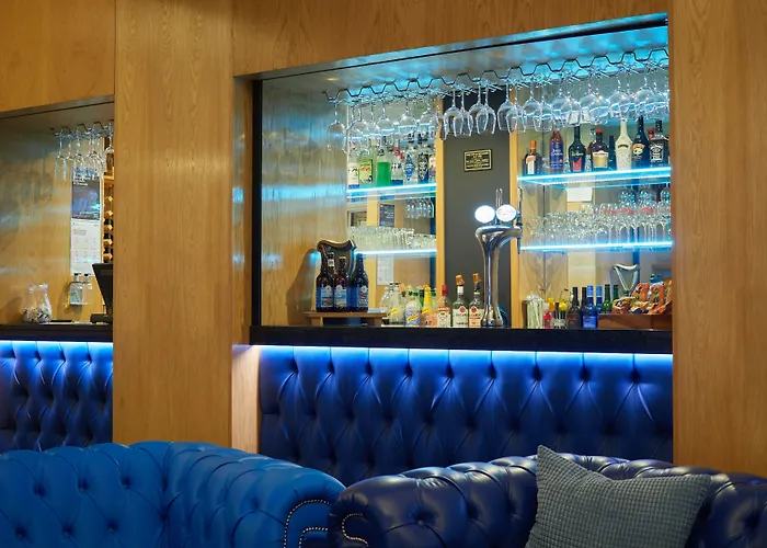 Carlton Hotel