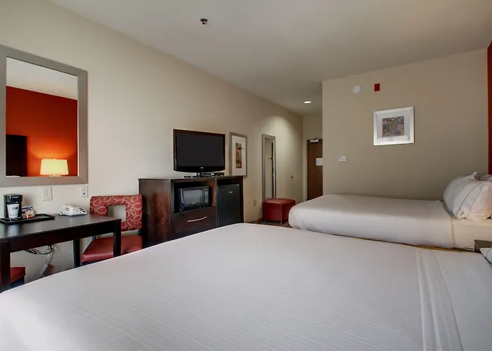 Holiday Inn Express Hotel Winona North By Ihg