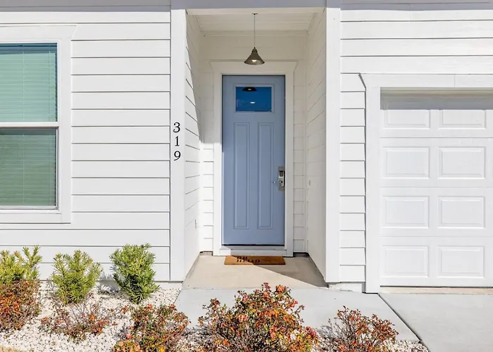 Laid-Back - Private Pool, 4 Min Walk To Beach, Close To 30A, Free Daily Activities