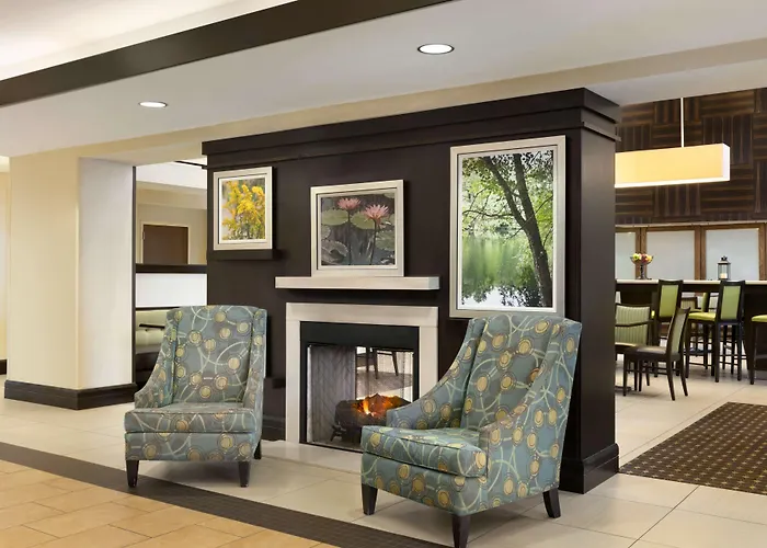 Hampton Inn & Suites Mahwah