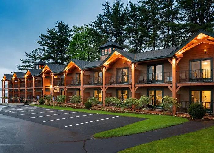 Center Harbor Inn