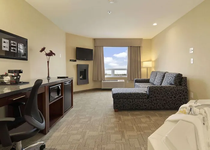 Days Inn By Wyndham Regina Airport West
